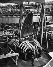 Boeing's Wichita plant is bulge forming the bulkhead of the S-lC first stage of the Saturn V